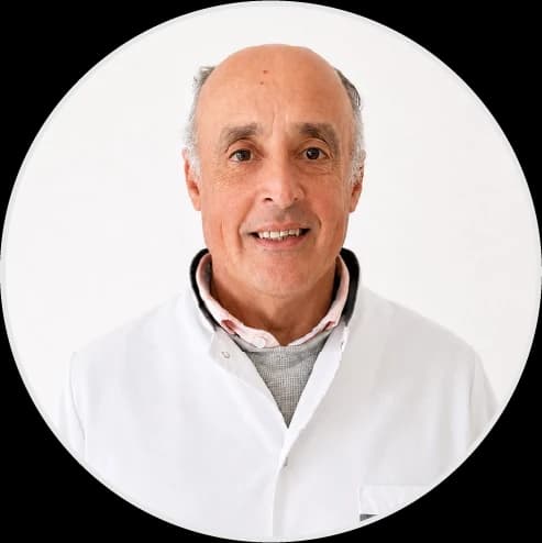 Eduardo Angerosa, Optico técnico y contactólogo